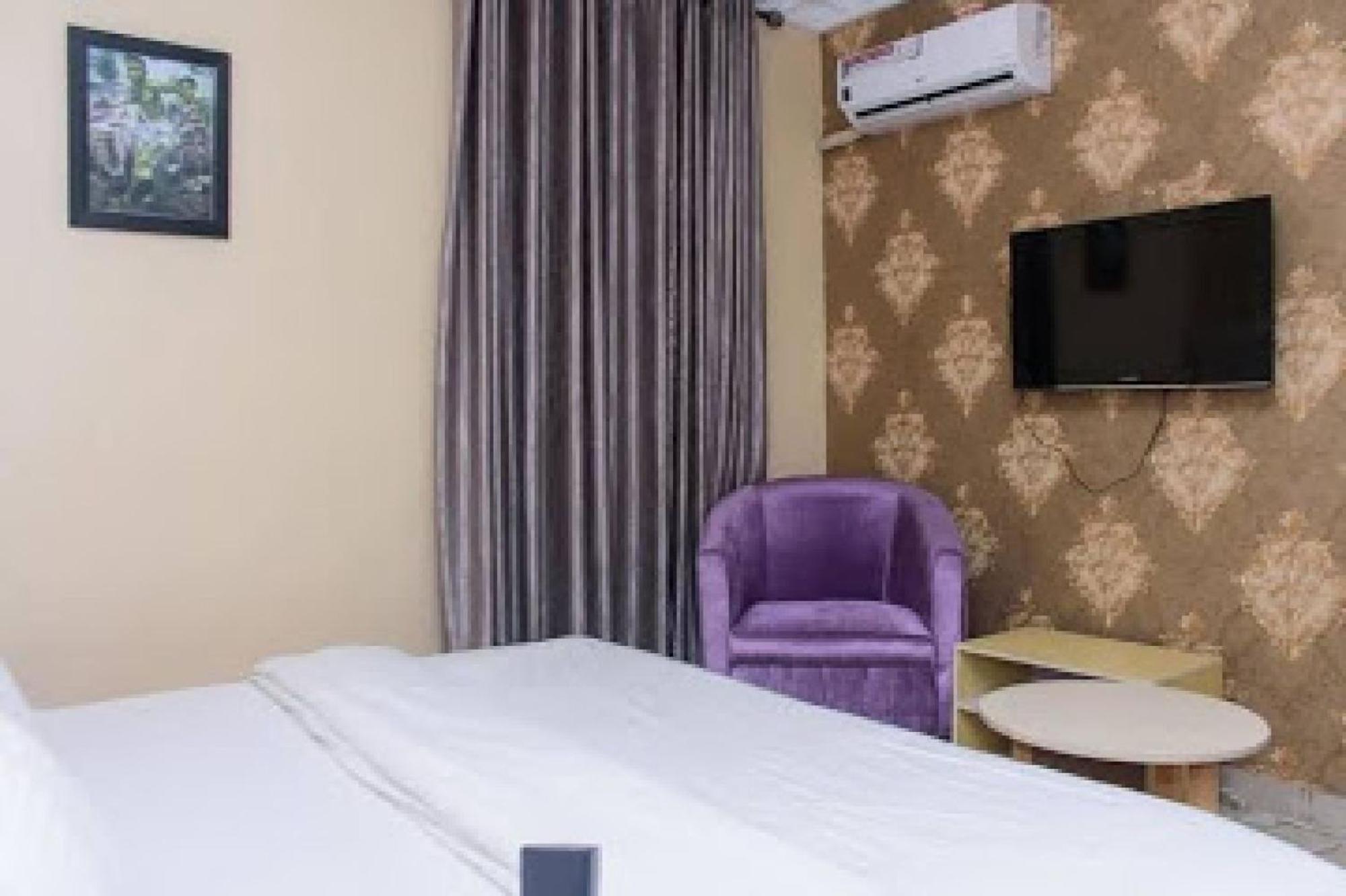 Room In Lodge - Ambience Hotels Abujahome For Leisure And Business Travellers Екстериор снимка
